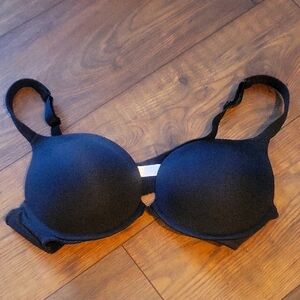 Cacique Black Women's Bra, Size 40D..this Is Not For Sale